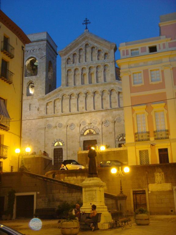Ad Villanova Cagliari Exterior photo